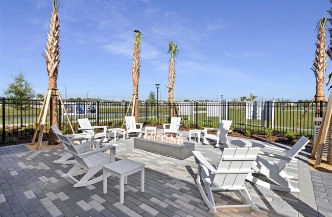 Building Photo - 9855 Walkway Dr