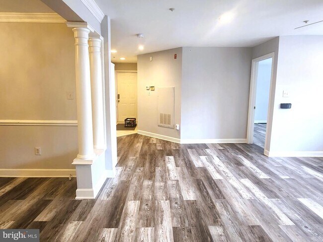 Building Photo - 6832 Hayley Ridge Way