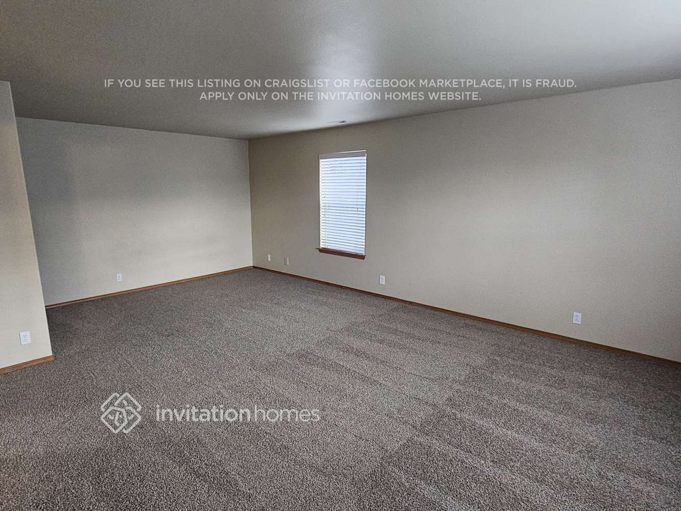 Building Photo - 114 Roberts St NE