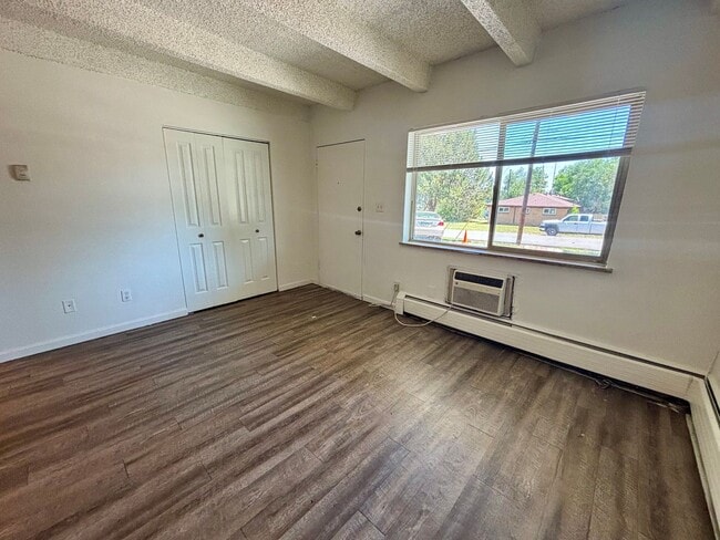 Building Photo - 7300 W 10th Ave