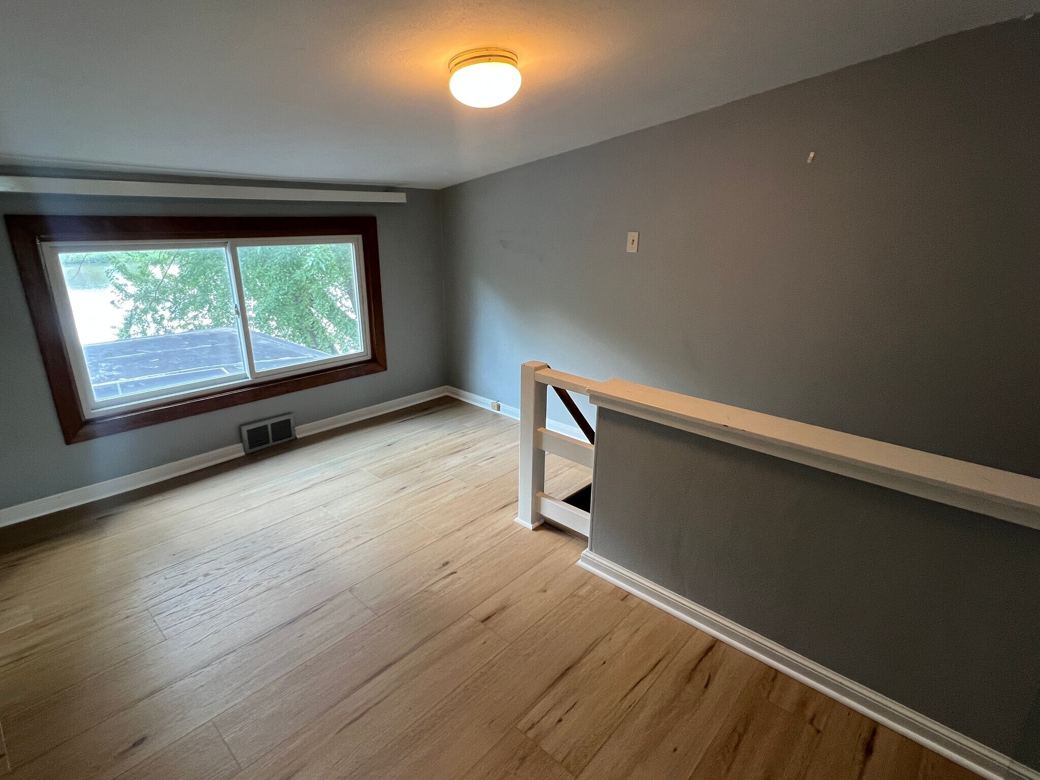 Building Photo - 134 14th St NE