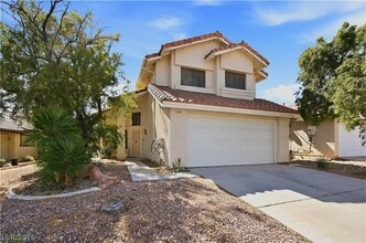 Building Photo - 7709 Kalmalii Ave