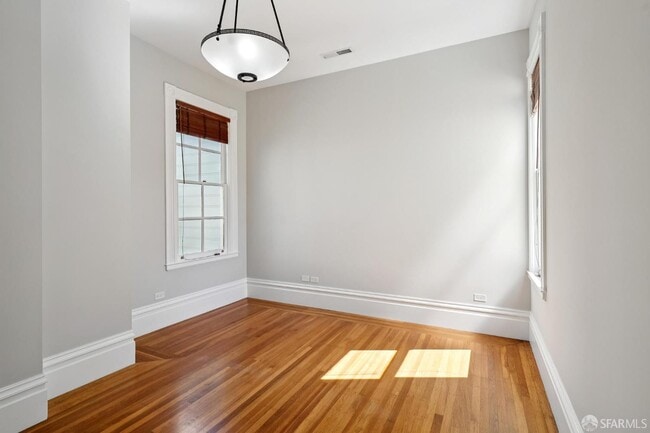 Building Photo - 2250 Webster St