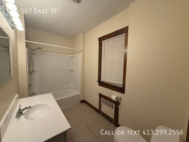 Building Photo - 565-567 East St-