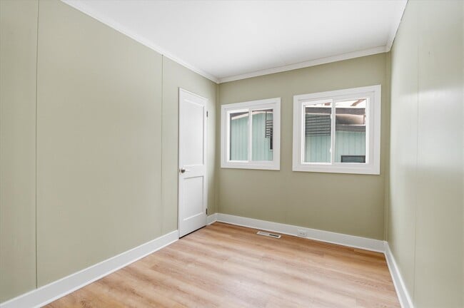 Building Photo - 2029 Ferdon Rd