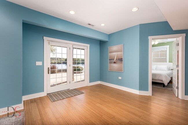 Building Photo - 7 Windward Way