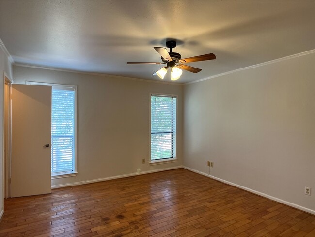 Building Photo - 1601 S Shepherd Dr