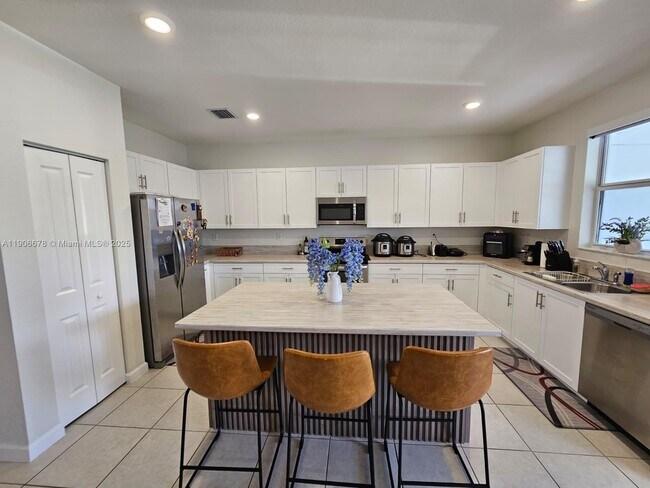 Building Photo - 12736 SW 215th Terrace