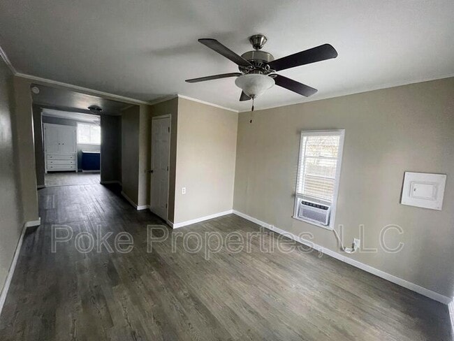 Building Photo - 2425 Ernest St