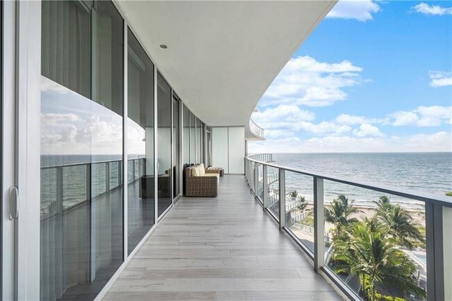 Building Photo - 2200 N Ocean Blvd