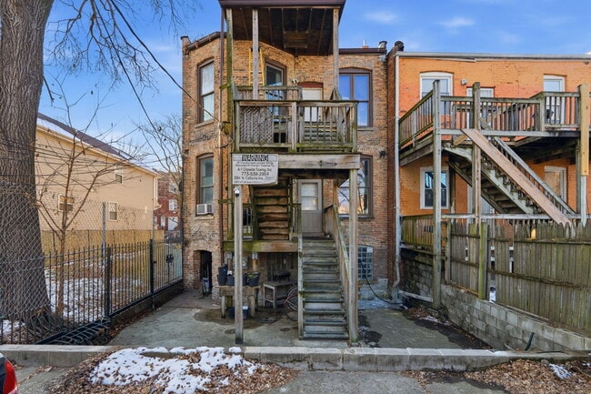 Building Photo - 1637 S St Louis Ave