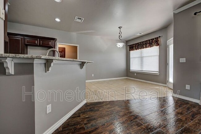 Building Photo - 4214 Topaz Cir