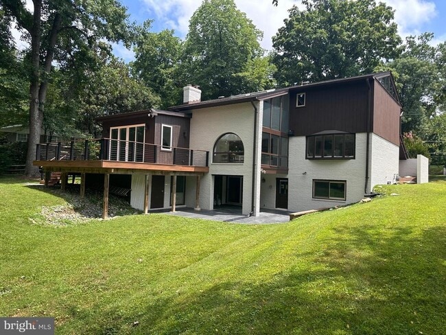 Building Photo - 6005 Neilwood Dr