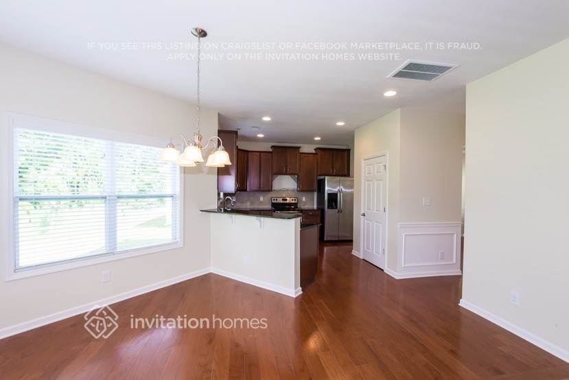 Building Photo - 4924 Elementary View Dr