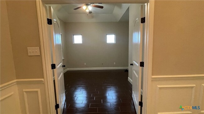 Building Photo - 6201 Morganite Ln