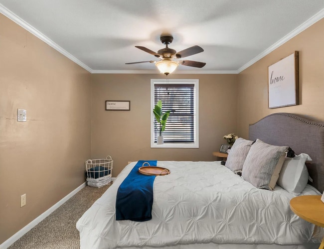 Building Photo - LOOK AT THIS GEM!  Schedule A Tour Today!!