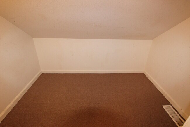 Building Photo - 1518 Timber Creek Dr
