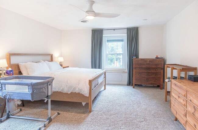 Building Photo - 4 Bed 2.5 Bath Home In VA Beach for Rent !