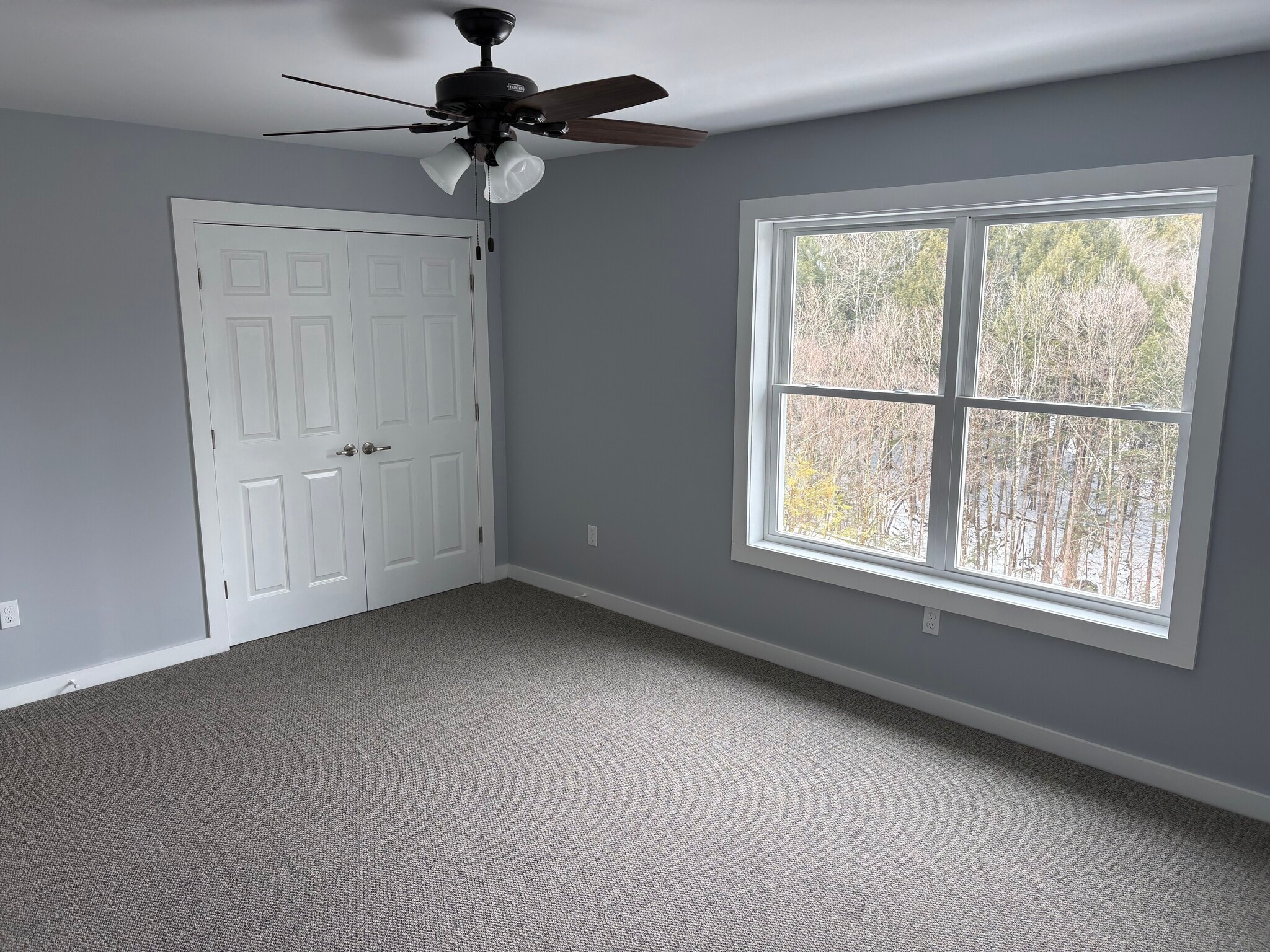 Building Photo - 867 Upper Pleasant Valley Rd