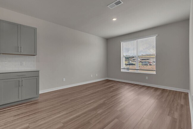 Building Photo - 2052 Nectar Ln