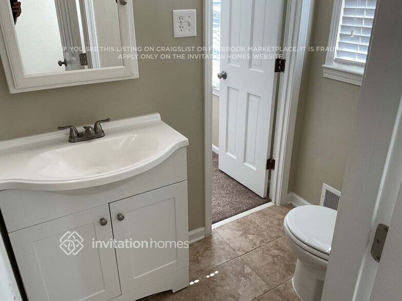 Building Photo - 3011 Stoneridge Ct