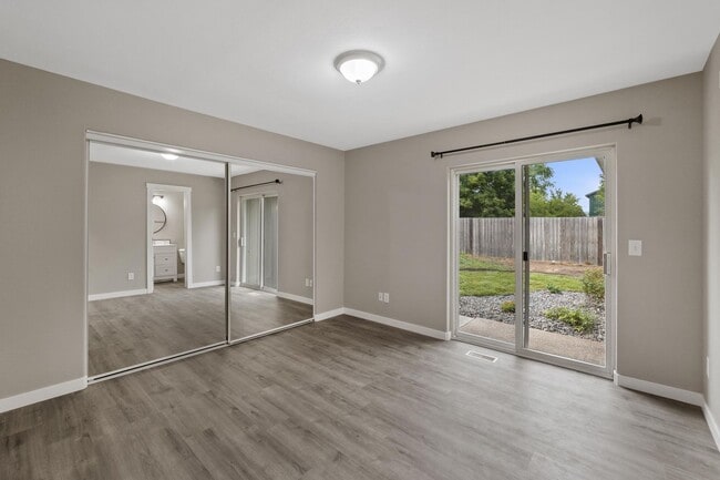 Building Photo - Updated Single Level Home In Post Falls