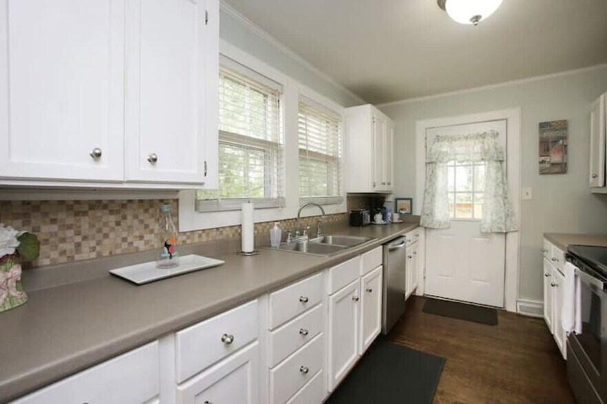 Building Photo - 105 Partridge Dr
