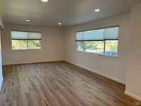 Building Photo - 1776 Meda Ave