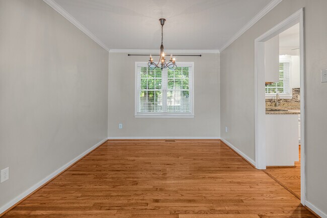 Building Photo - 3924 Liberty Point Dr