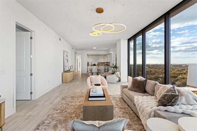 Building Photo - 3015 S Ysabella Ave