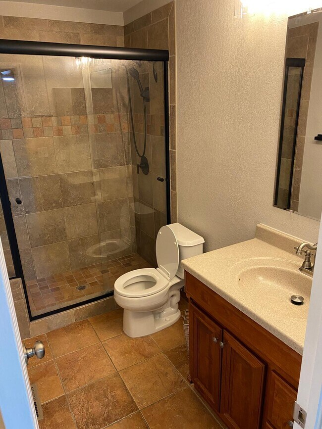 Building Photo - 486 Balsa Dr