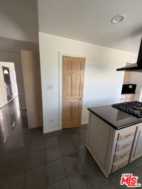 Building Photo - 3900 Castlerock Rd