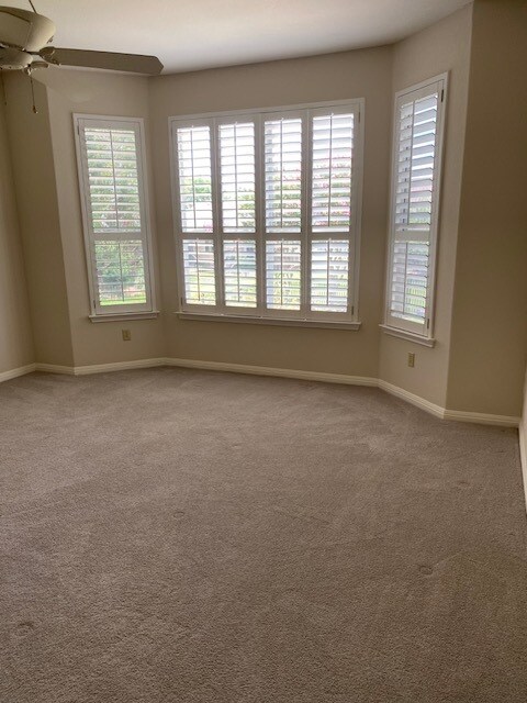 Building Photo - 105 Purple Sage Dr