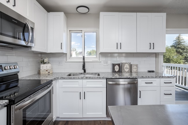 Building Photo - 1409 Orchid Ct