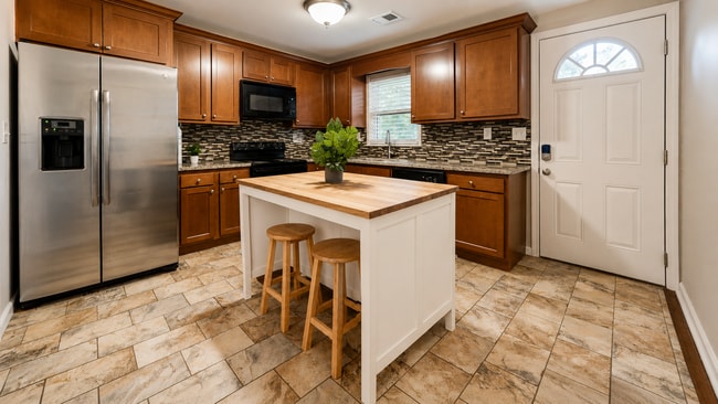 Building Photo - 4022 Brookcrest Cir