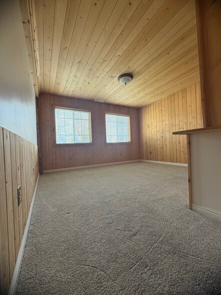 Second Bedroom - 5000 S Lincoln St