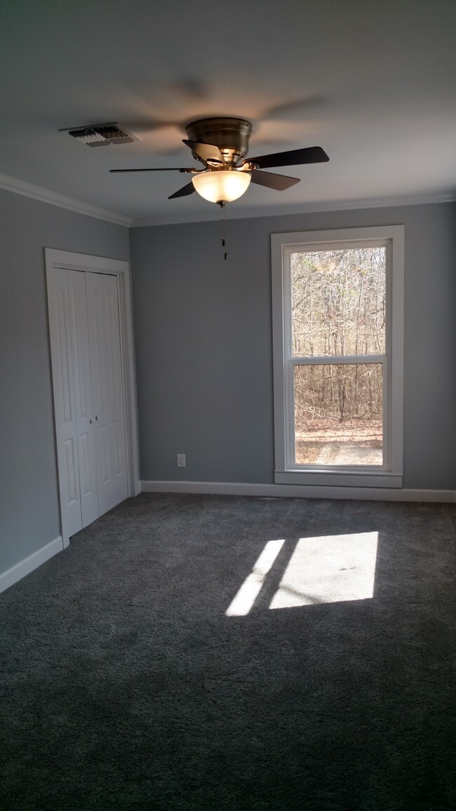 Building Photo - 601 W Tennessee Ave