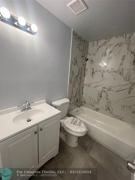 Building Photo - 780 NE 46th Ct