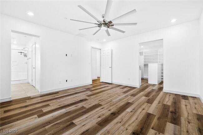 Building Photo - 900 Bluebell Brook St
