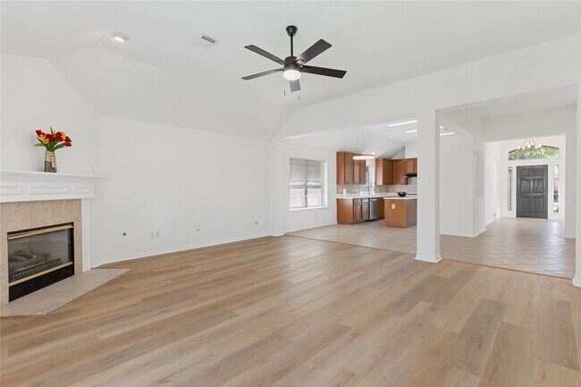 Building Photo - 17606 Forest Haven Trail