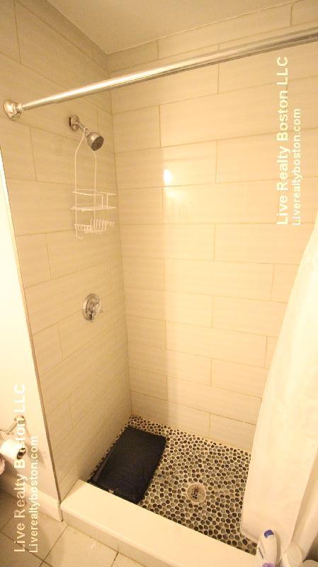 Building Photo - 141 Brighton Ave