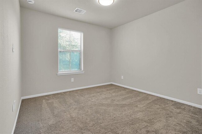 Building Photo - 20115 Emerald Mountain Dr
