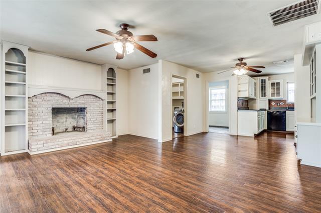 Building Photo - 702 S Waterview Dr