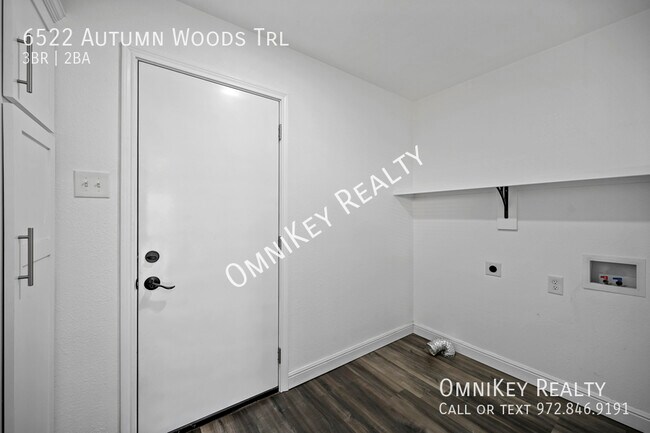 Building Photo - 6522 Autumn Woods Trail