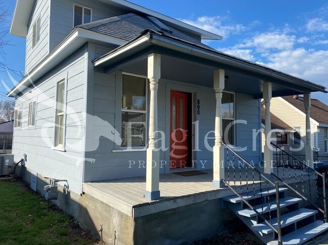 Building Photo - 808 Edgewood St