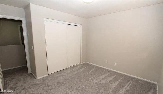 Building Photo - 1101 S Potro Ave