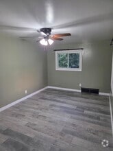 Building Photo - 748 Little Deer Creek Valley Rd