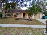 Building Photo - Great 3 bedrooms 2 baths single-family hom...