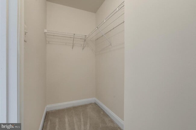 Building Photo - 618 Berwick Ct