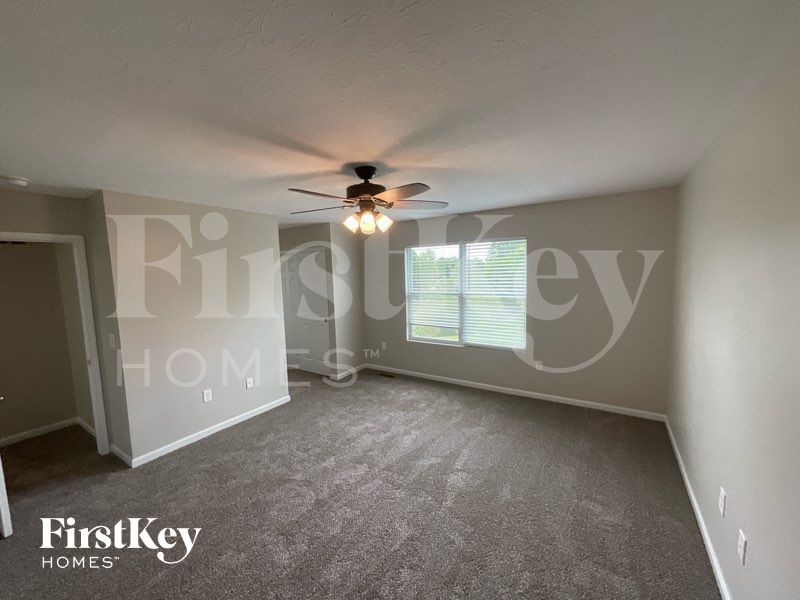 Building Photo - 1624 Rosemore Ln